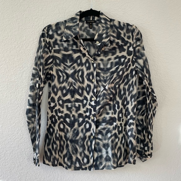 Escada Cotton Button Down top - Picture 3 of 9